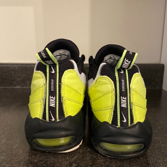 Nike Air Max 95 Premium 'Volt Glow' - Size 8.5 - Picture 5 of 10